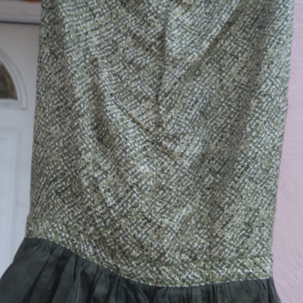 Camo chic skirt with ruffles